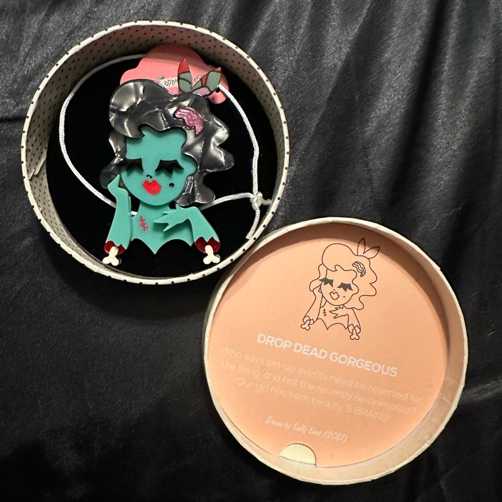 Erstwilder Drop Dead Gorgeous Brooch